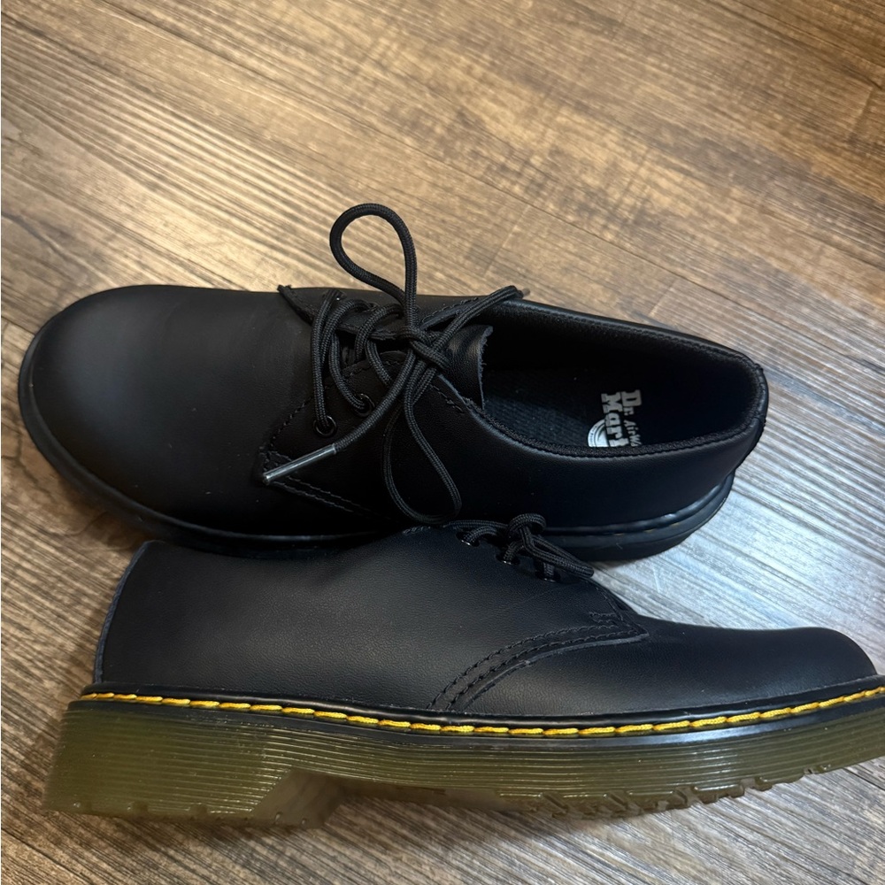 Dr.Martens- women’s Black Leather lace shoes-
Women’s US 5- NEW Dr.Martens shoes